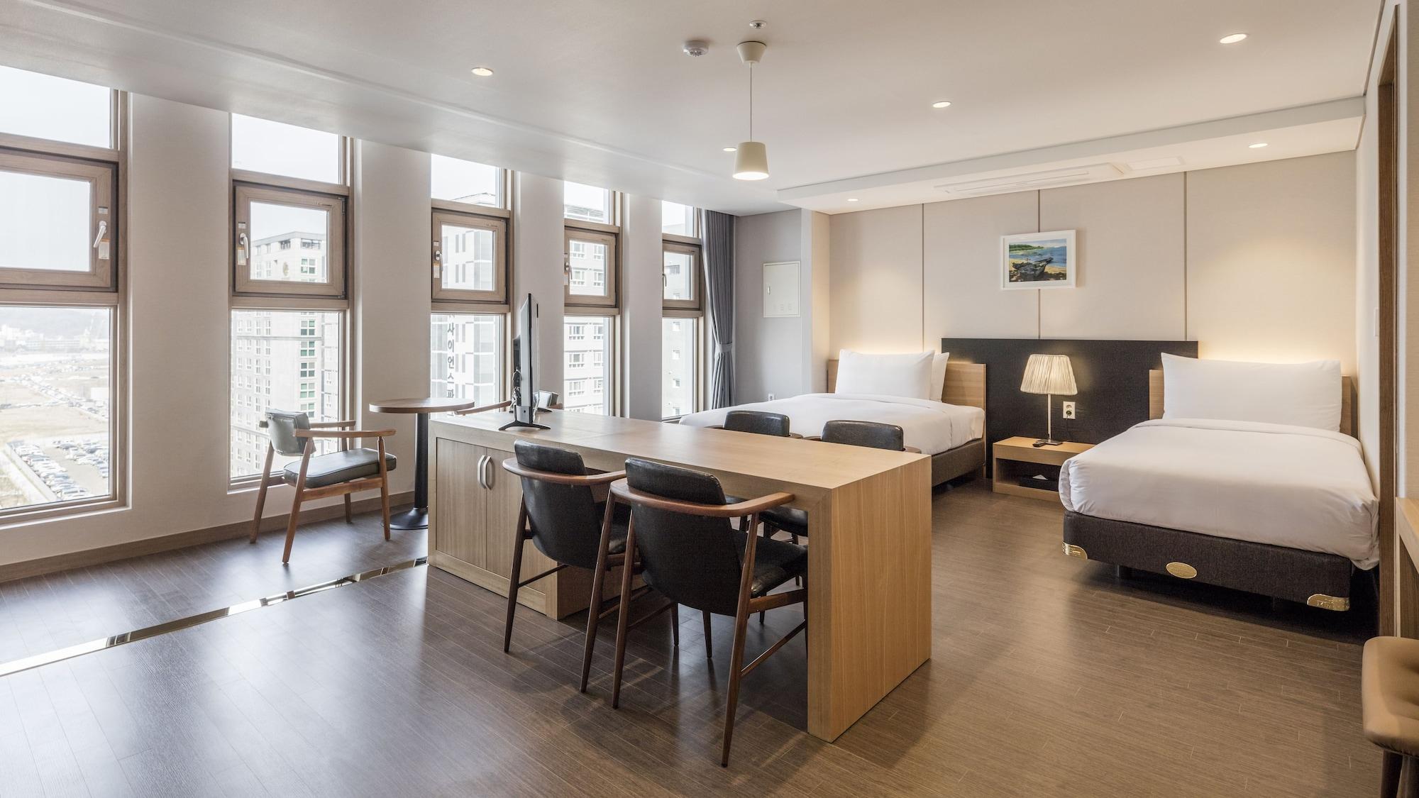 The First Stay Hotel Сеул Екстериор снимка